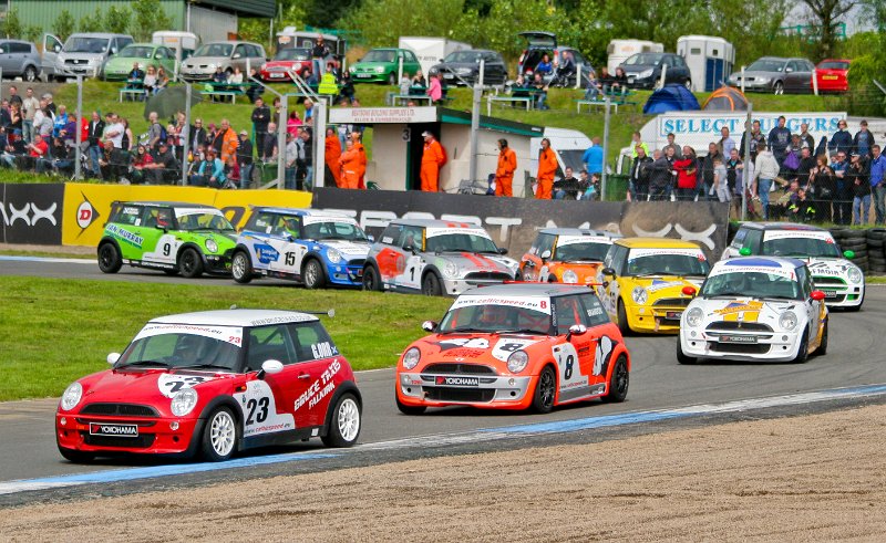BTCC_races_Knockhill_August_26th_2012 (56).jpg